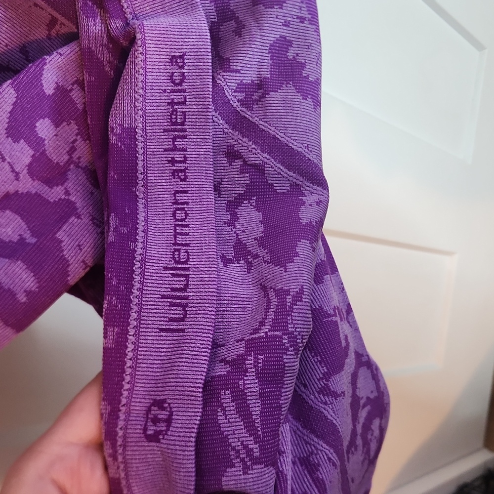 Lululemon purple patterned swiftly tank - Picture 9 of 9